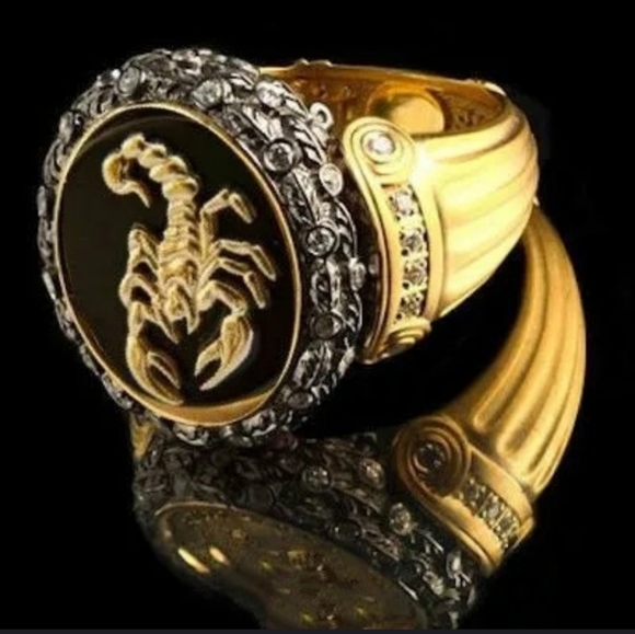 Mans Ring - Picture 2 of 3